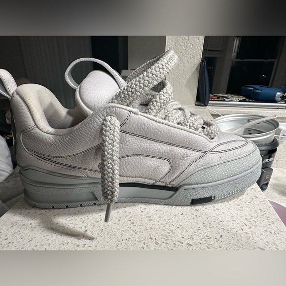 I’m selling some LV skate sneakers I have the box and proof of purchase - Picture 4 of 5